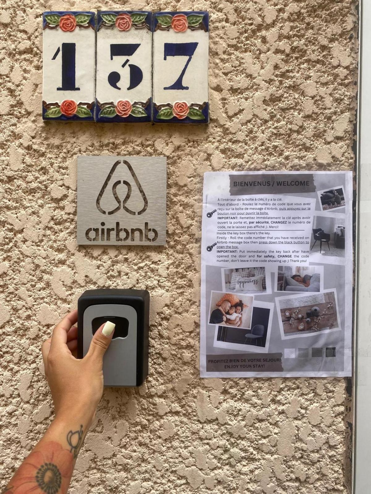 La Maison Blanche - Magnifique Chambre Chez L'Habitant 20 Min Cdg スヴラン エクステリア 写真